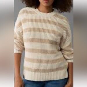 American Eagle
Striped White and Tan Sweater